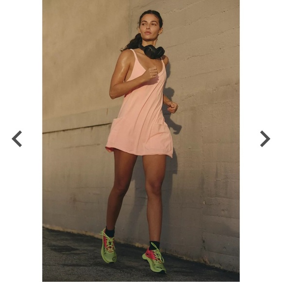 FP Movement by Free People Hot Shot Size Small in Peach $60 Retail - Picture 3 of 13